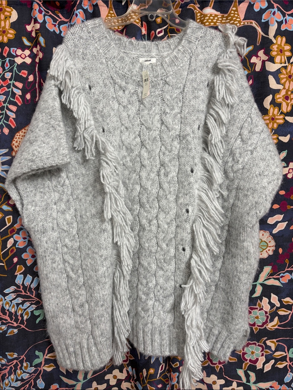 NWT Aerie Fringed Short Sleeve Sweater